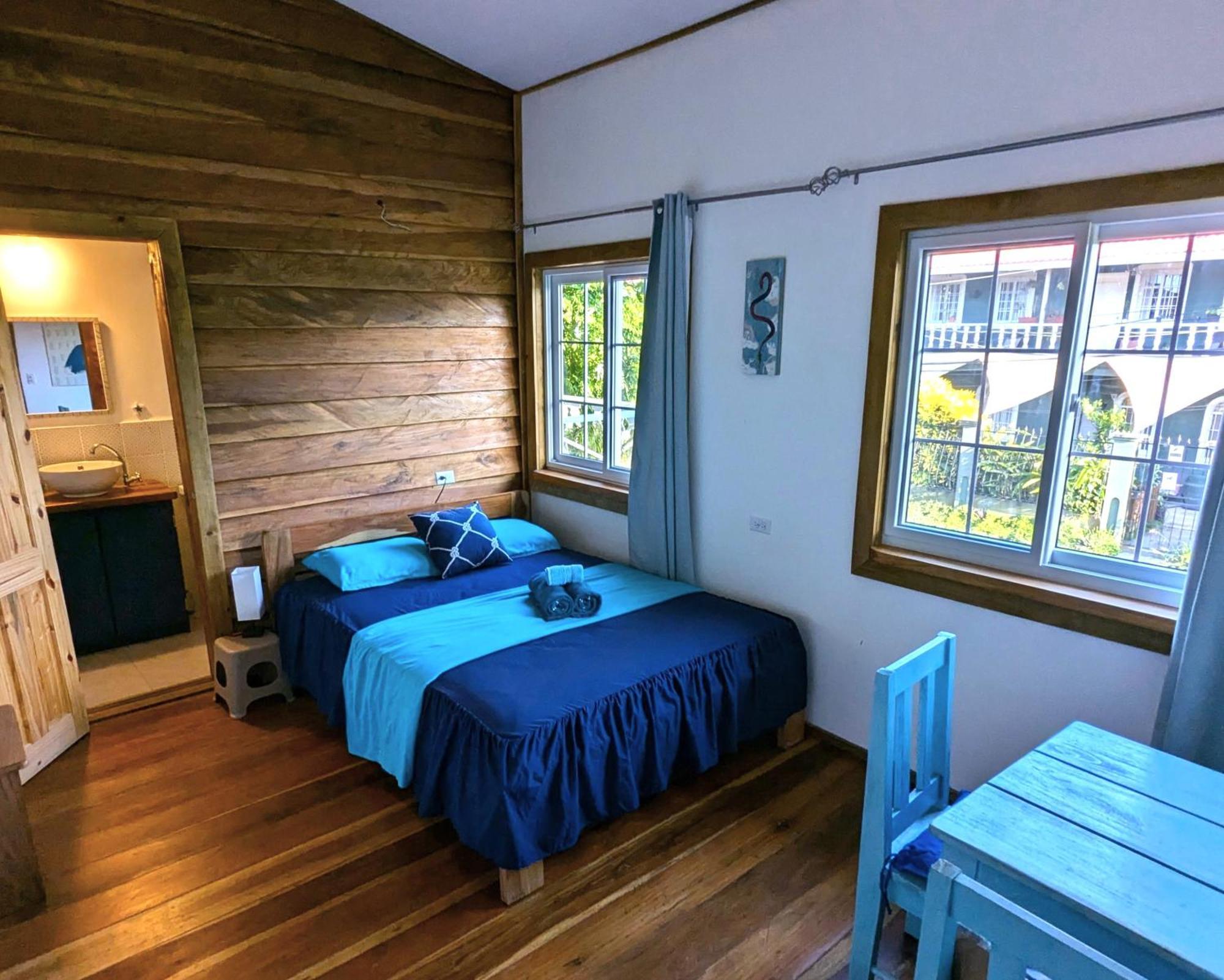 Casa Pelicano Бокас-дель-Торо Экстерьер фото